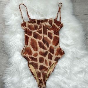 WeWoreWhat Balconette One Piece in Giraffe Size XS